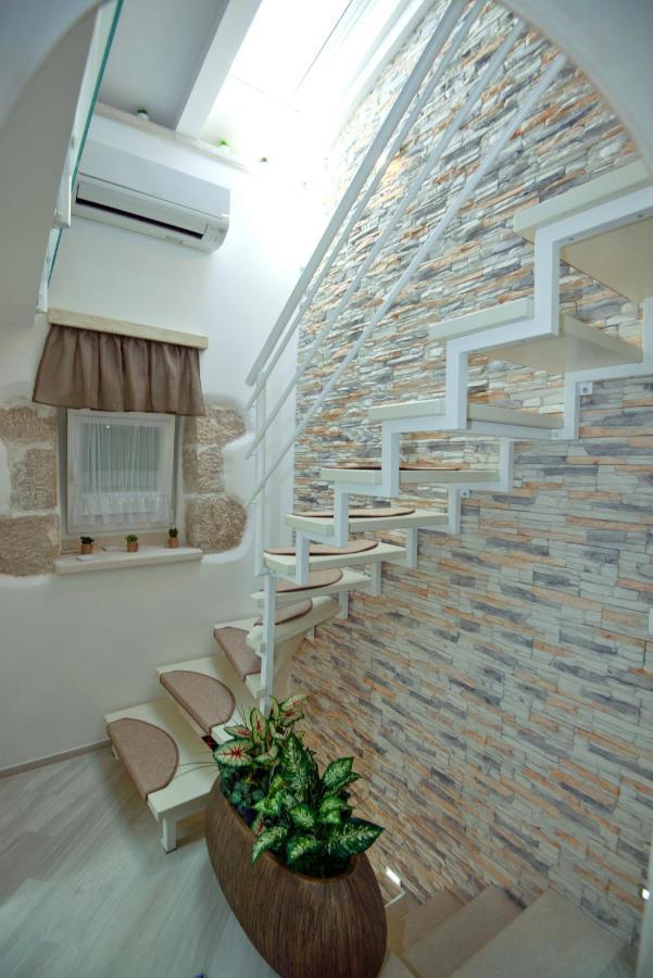 Apartment Sanjin More Antique บัชกา ภายนอก รูปภาพ