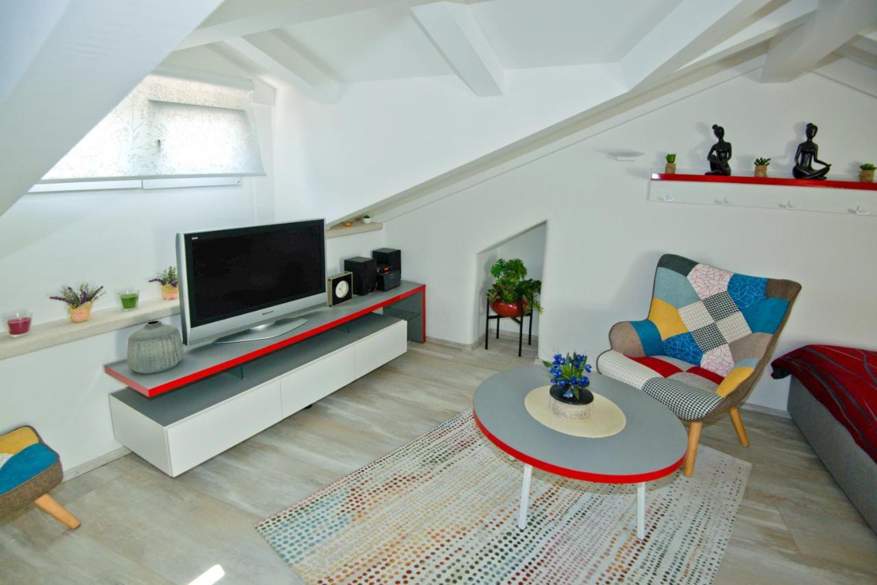 Apartment Sanjin More Antique บัชกา ภายนอก รูปภาพ