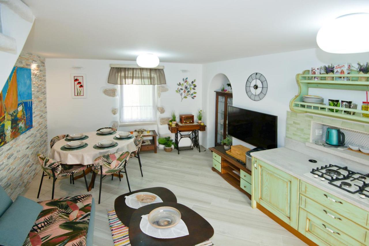 Apartment Sanjin More Antique บัชกา ภายนอก รูปภาพ